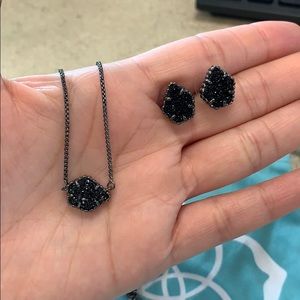 Kendra Scott Necklace and Earring Set